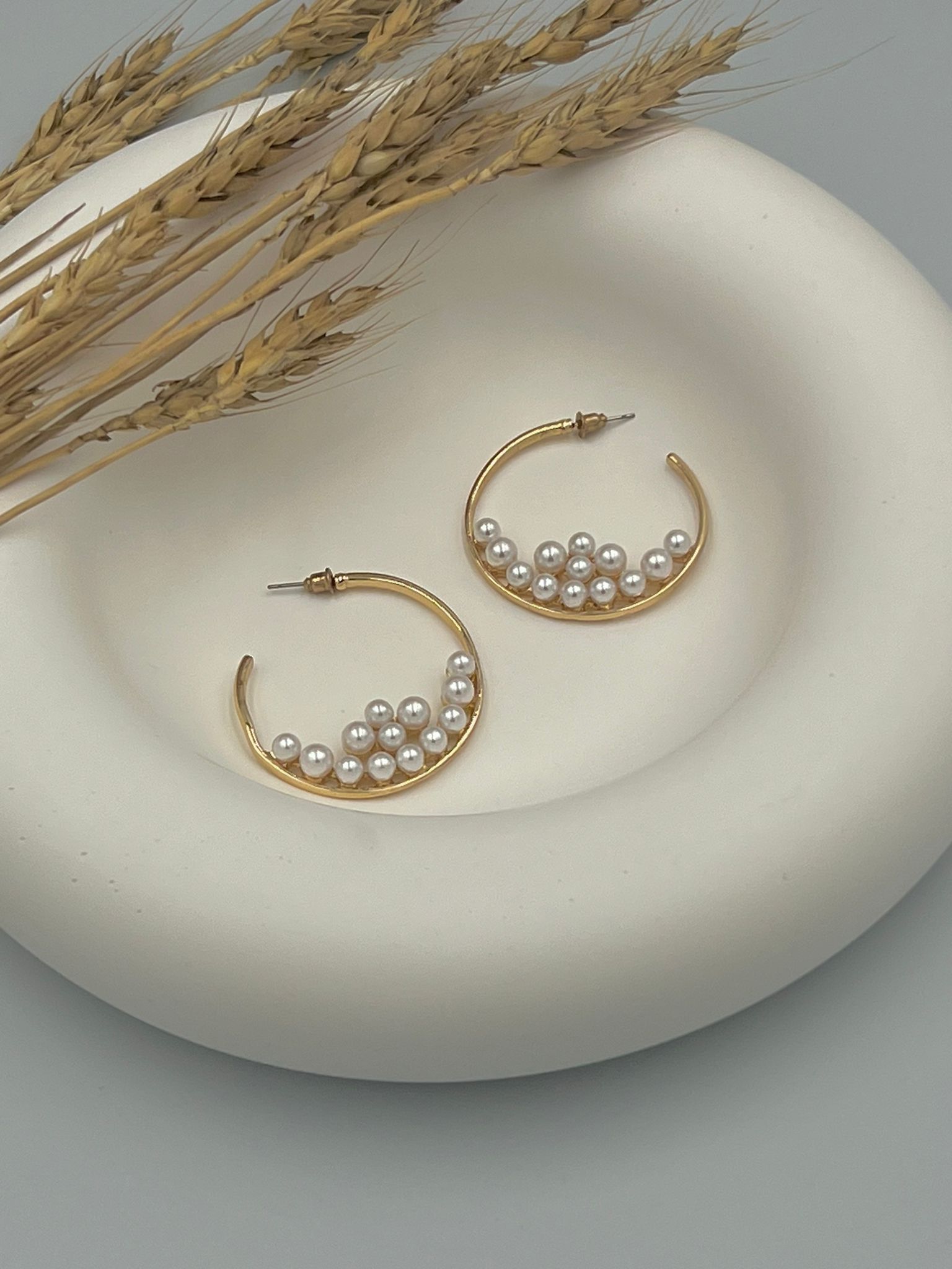 İnci detay büyük halka küpe