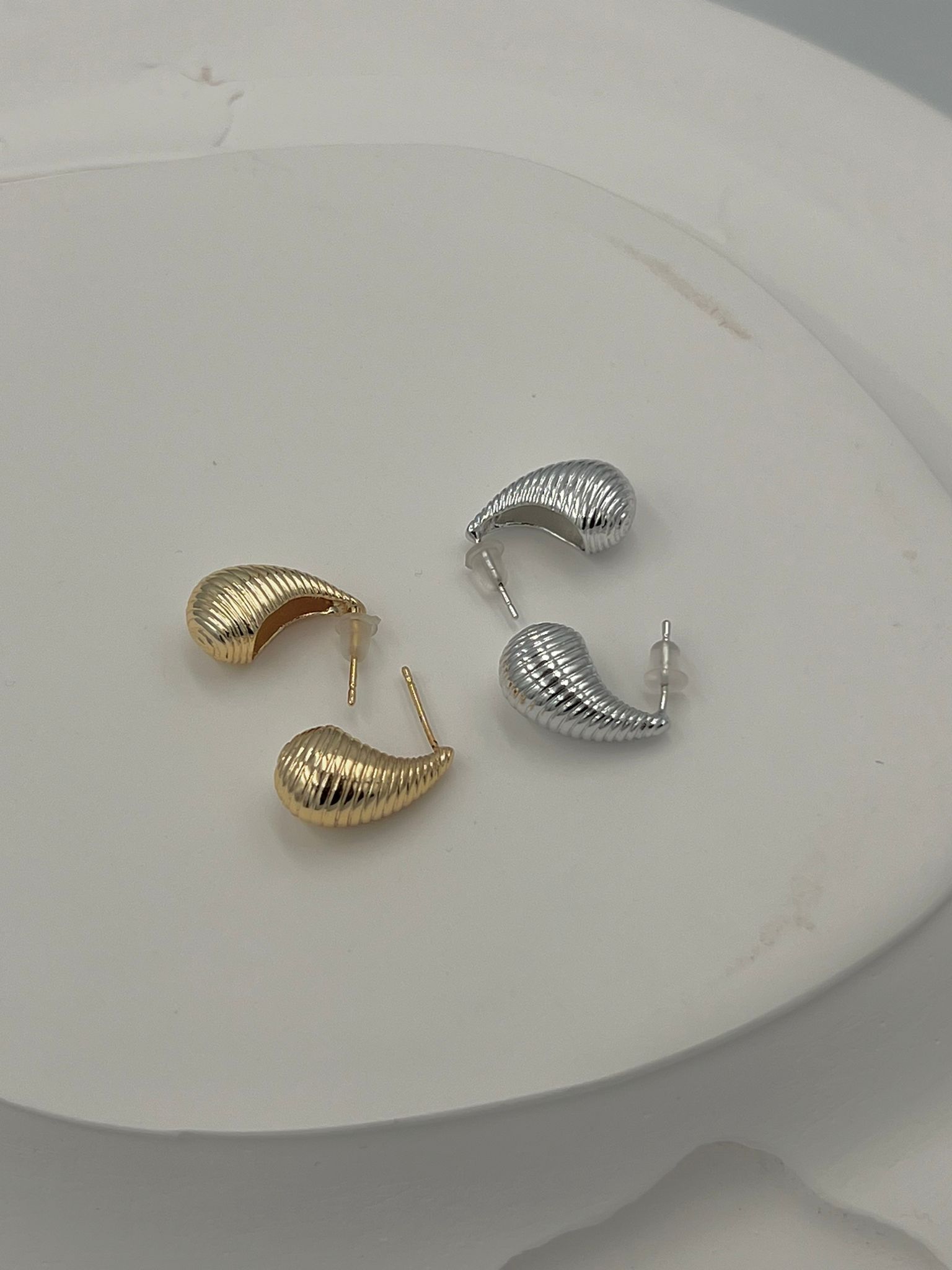 Mini Bottega Çelik Küpe