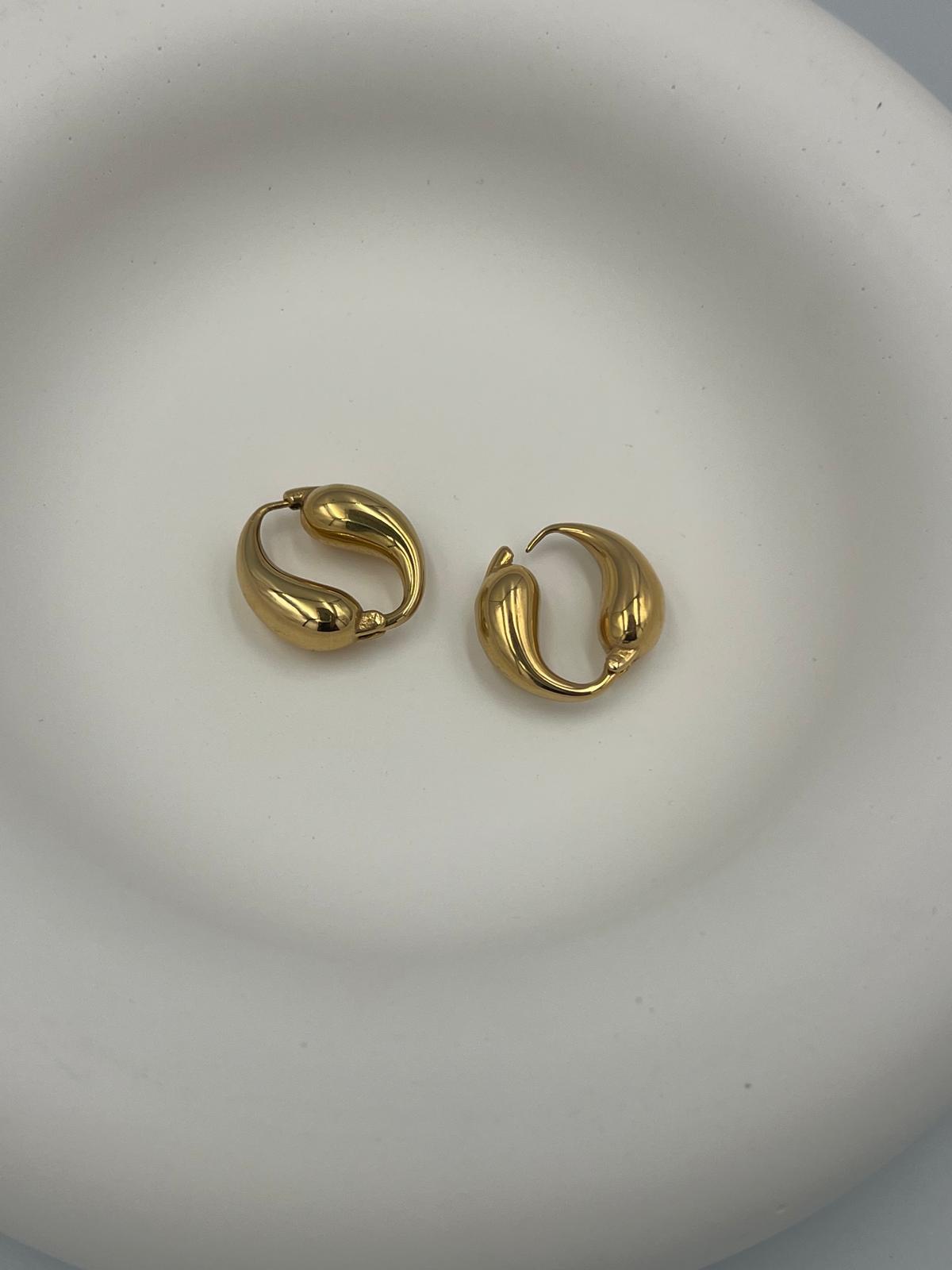 Gold mix çelik küpe olsun ilk attığım görsel